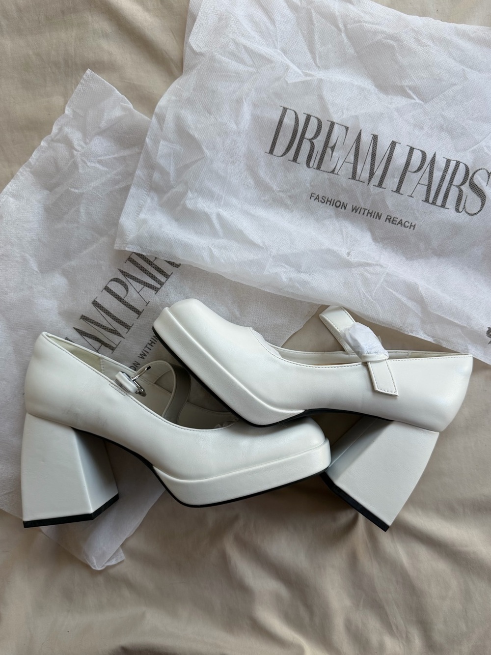 NWT White Chunky Heels